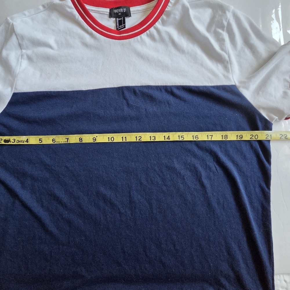 Colorblock Navy and White T‑Shirt with Red Trim - Picture 4 of 8